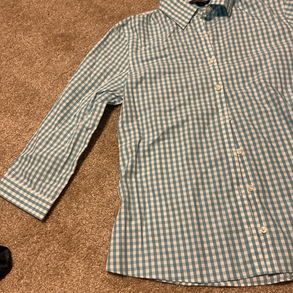 Lands’end button up - Picture 3 of 4
